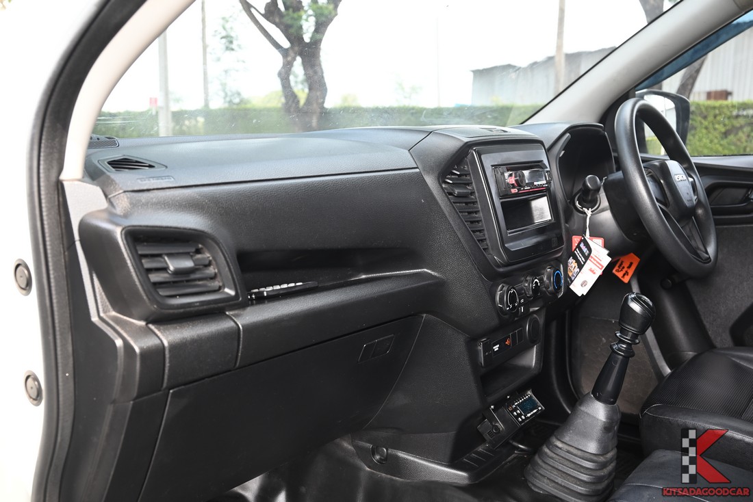 
								ISUZU D-Max COOL 3688 full									