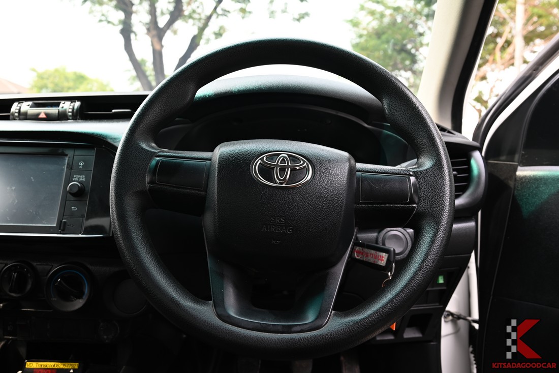 
								Toyota Revo COOL 9783 full									