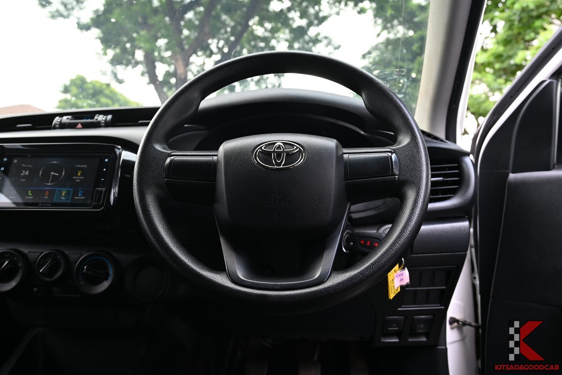 
								Toyota Revo cargo 4874 full									