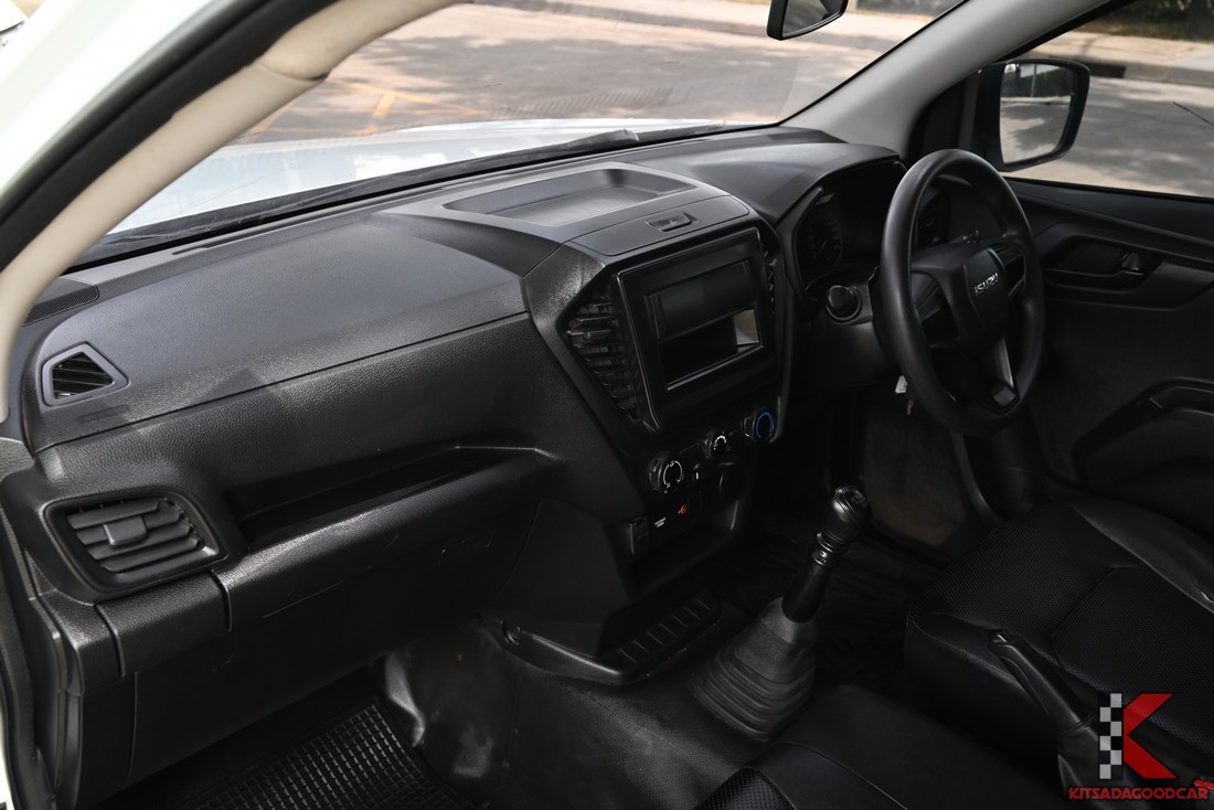 ISUZU D-Max cargo 1513 full