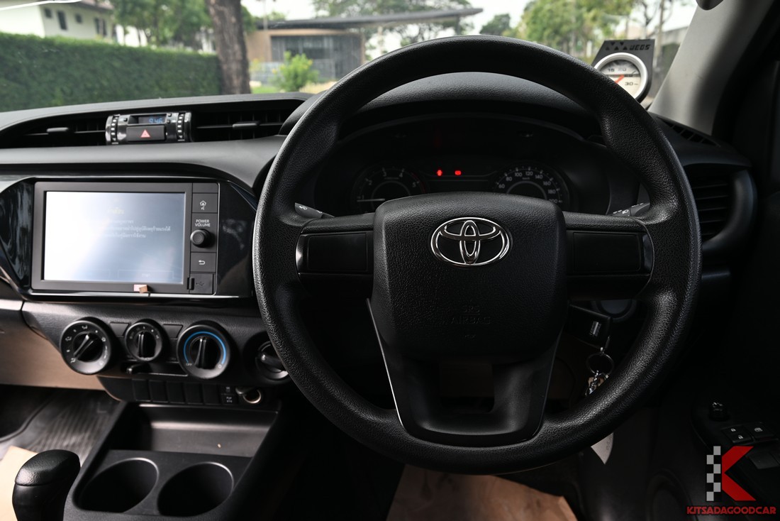 Toyota Revo SINGLE Entry 284 full