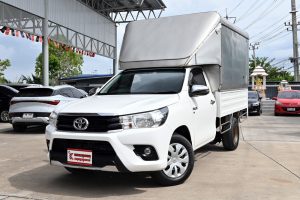 Toyota Revo cargo 8136