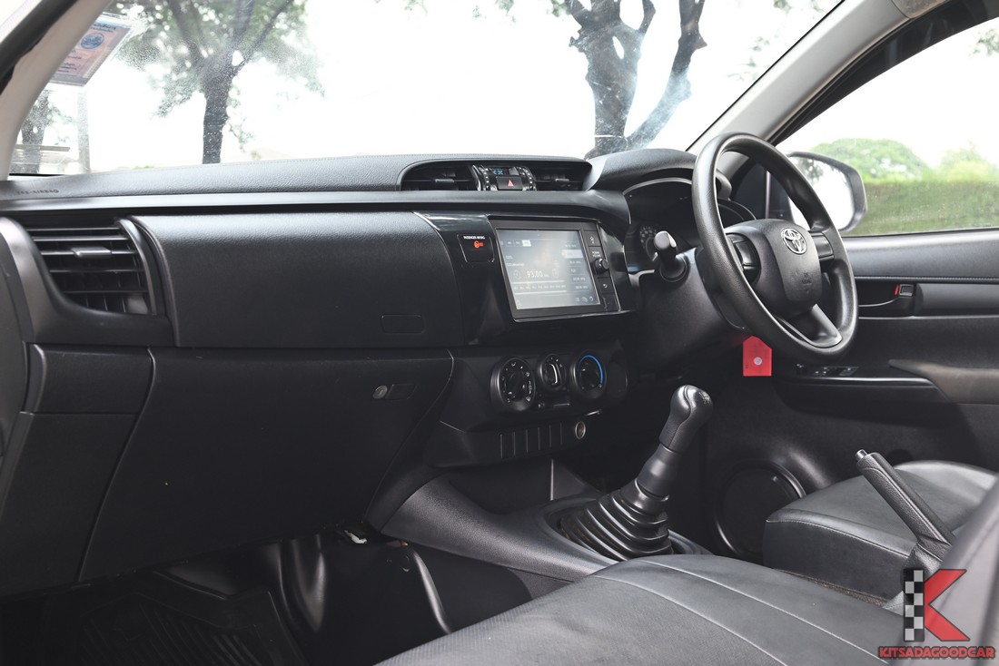 
								Toyota Revo Single Cab 5961 full									