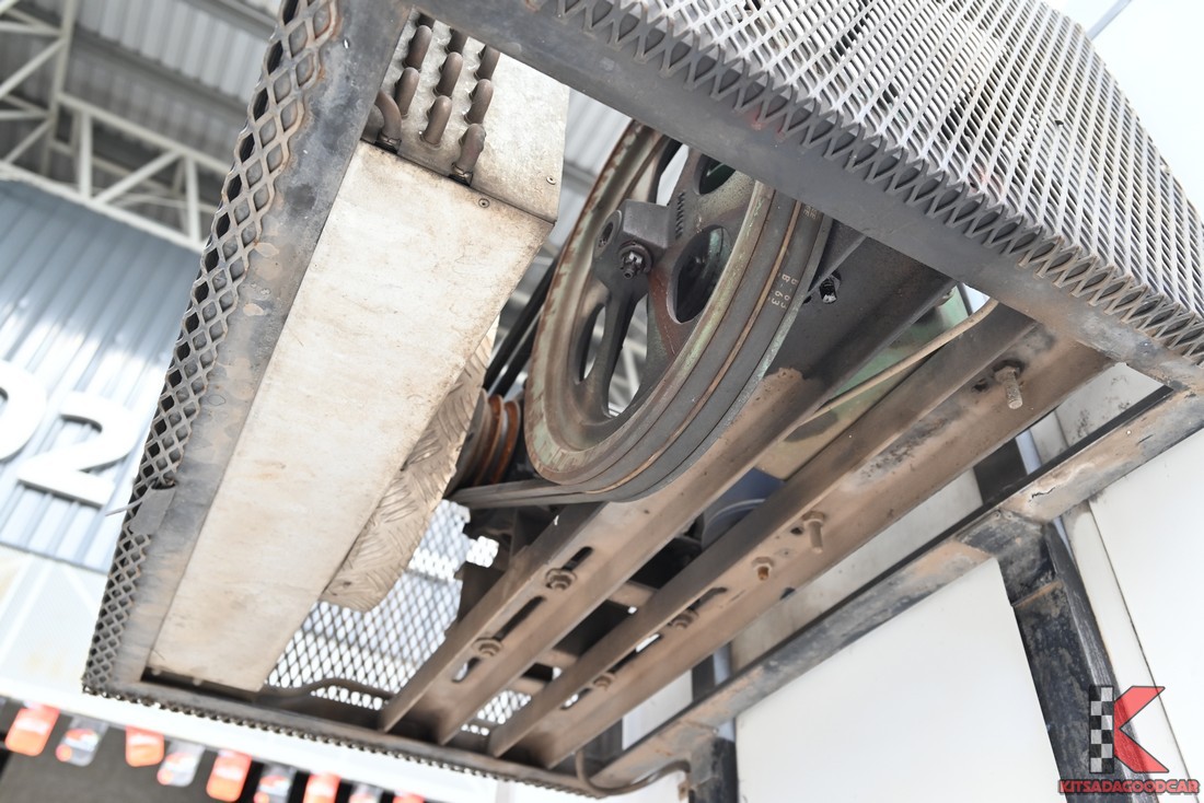 
								Toyota Revo COOL 2381 full									