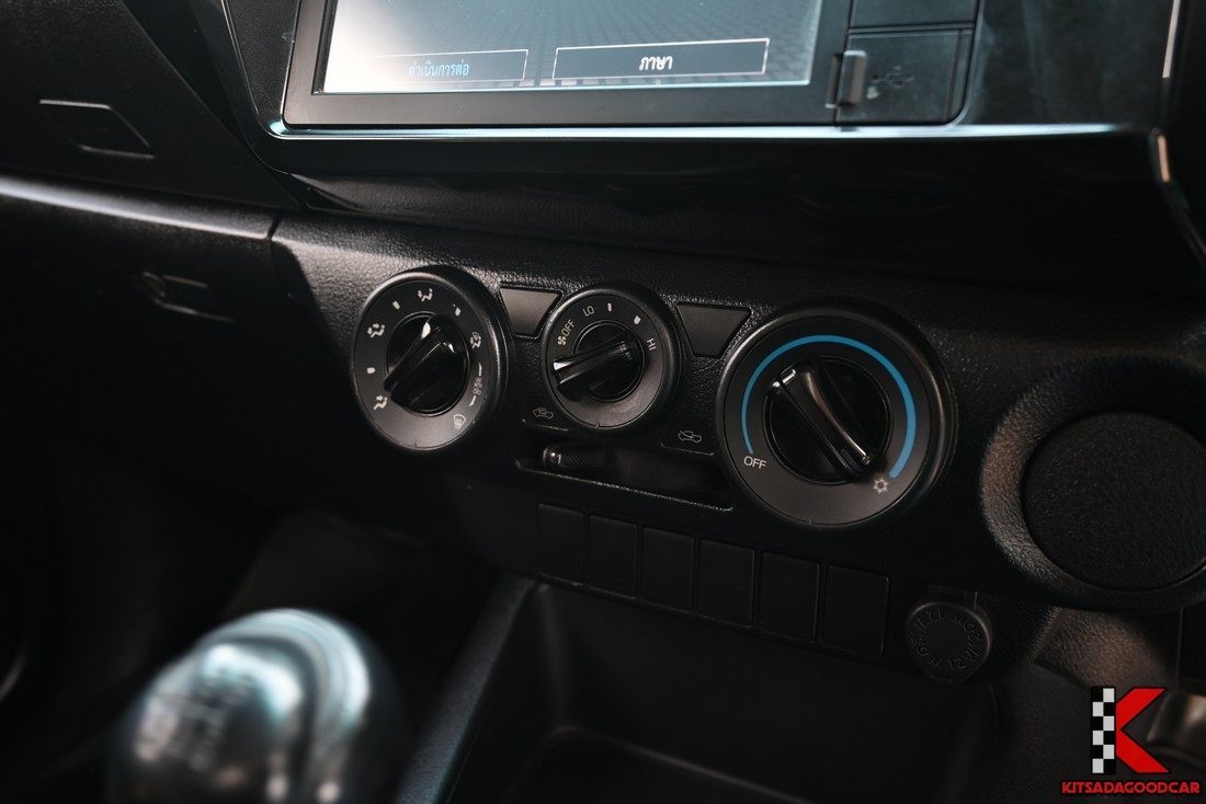 
								Toyota Revo Single Cab 7596 full									