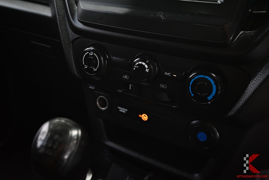 
								ISUZU D-Max ASIA INTER COOL 659 full									