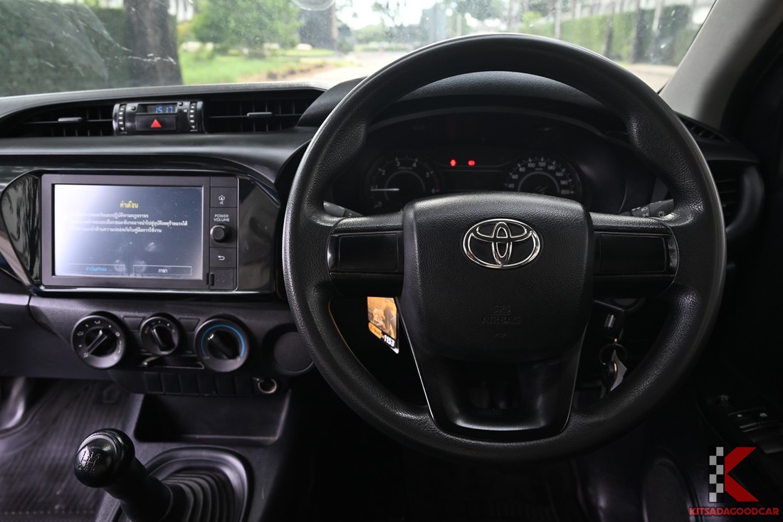 
								Toyota Revo Cargo 6812 full									