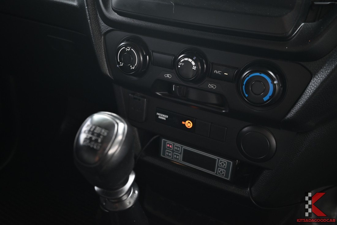 
								ISUZU D-Max ASIA INTER COOL 1959 full									