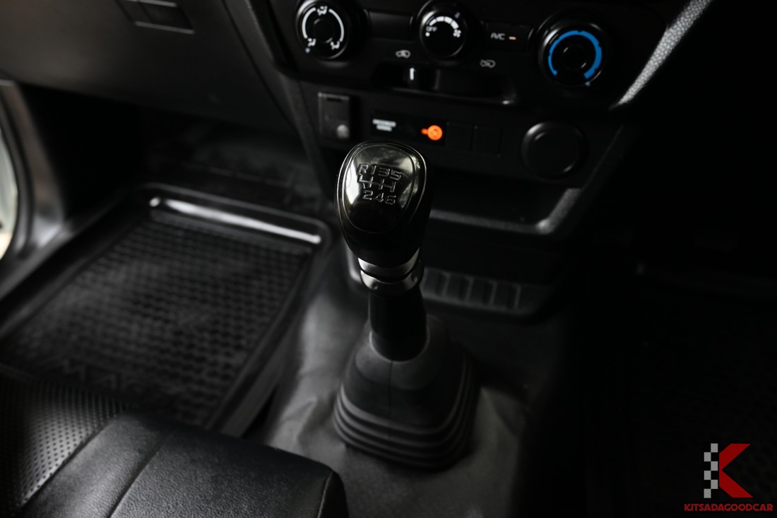 
								ISUZU D-Max cargo 5966 full									