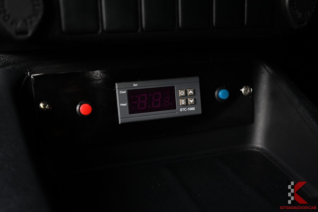 
								Toyota Revo MPC COOL 9472 full									