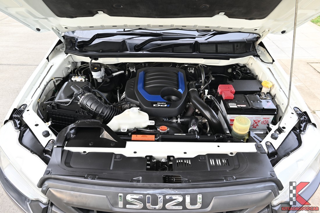 
								ISUZU D-Max cargo 5966 full									