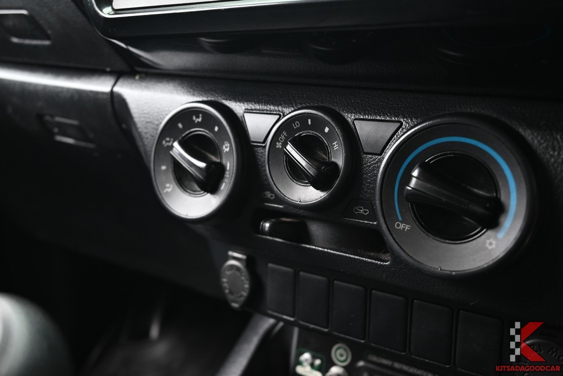 
								Toyota Revo COLDWAY 9387 full									