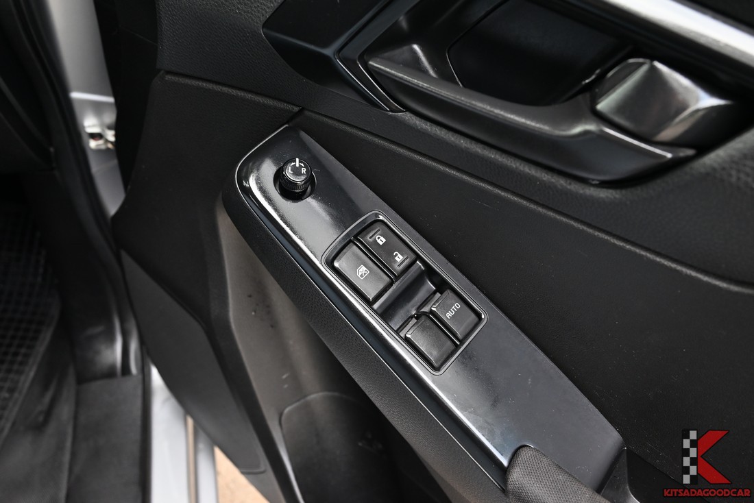 
								ISUZU D-Max ASIA INTER COOL 659 full									