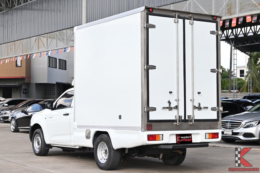 
								ISUZU D-Max COOL 7654 full									