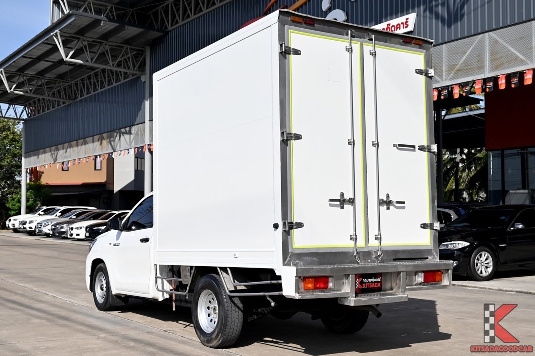 
								Toyota Revo MPC COOL 7594 full									