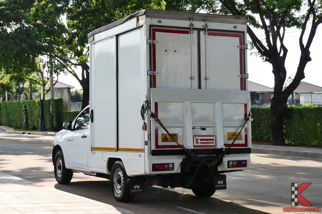 
								ISUZU D-Max Cargo 2752 full									