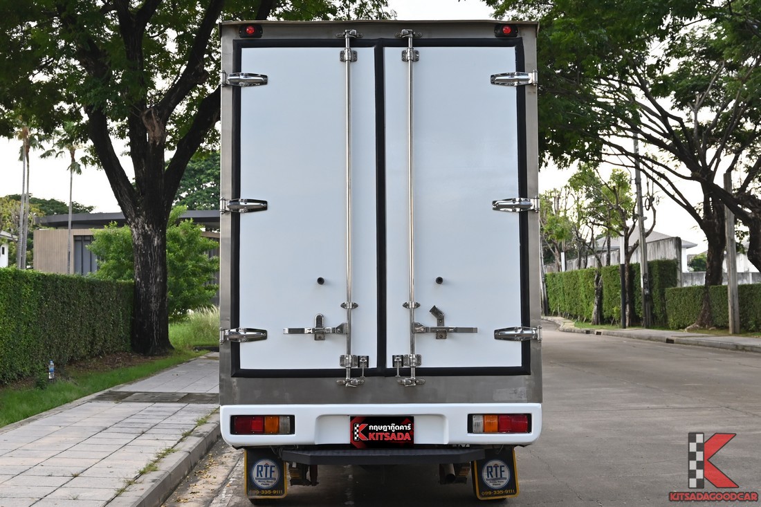 
								ISUZU D-Max COOL 7608 full									