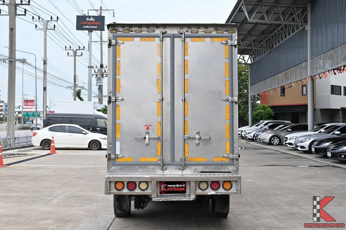 
								Toyota Revo COLDWAY 9387 full									