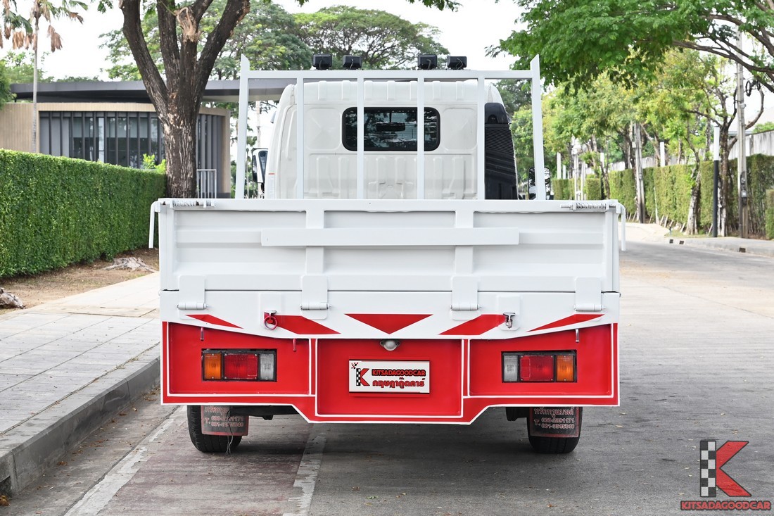 
								HINO 300 Innovator 6581 full									