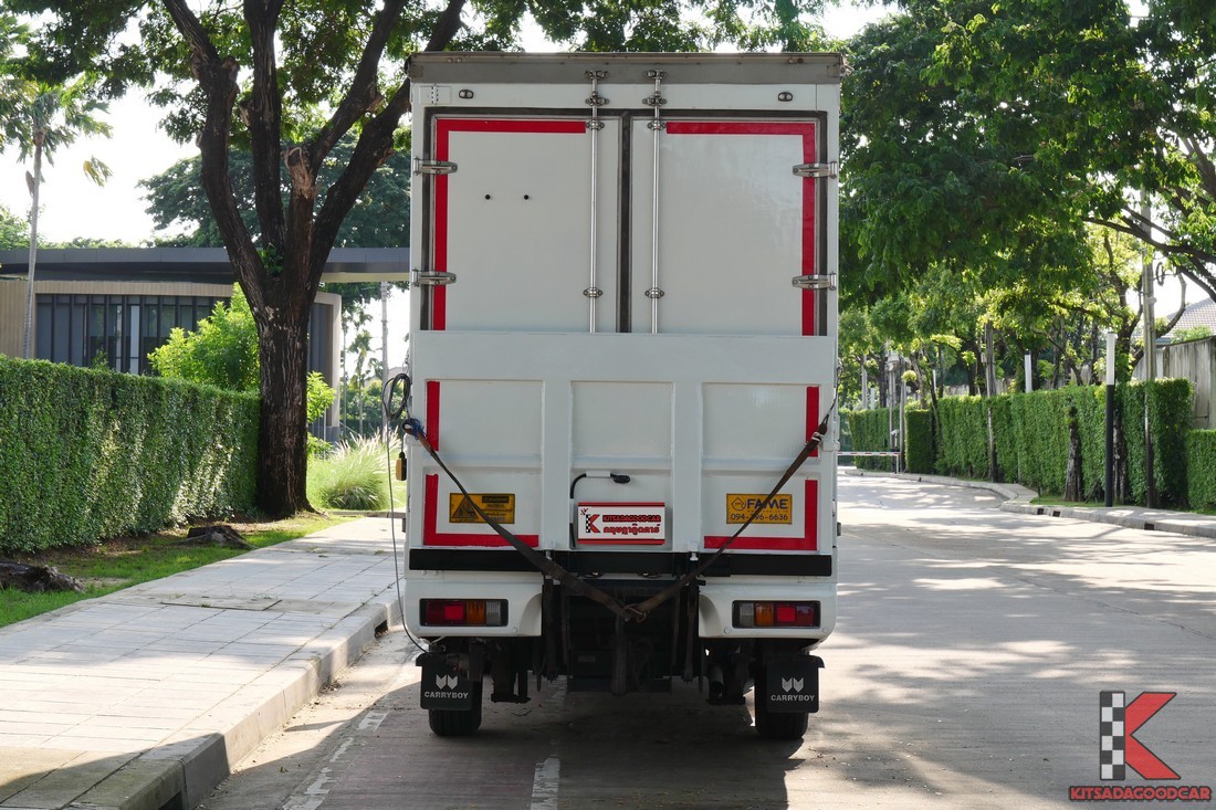 
								ISUZU D-Max Cargo 2752 full									