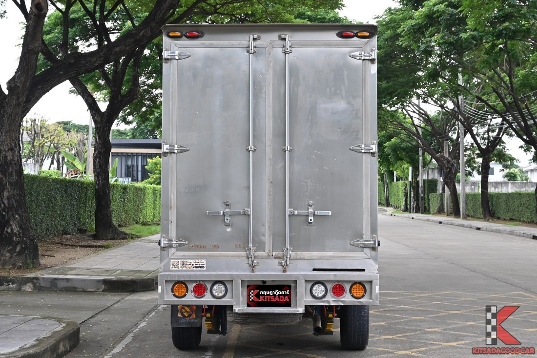 
								ISUZU D-Max CM COOL 8068 full									