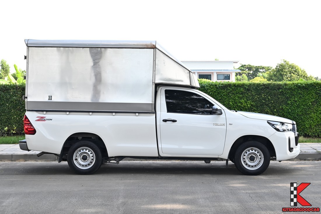 
								Toyota Revo cargo 9502 full									