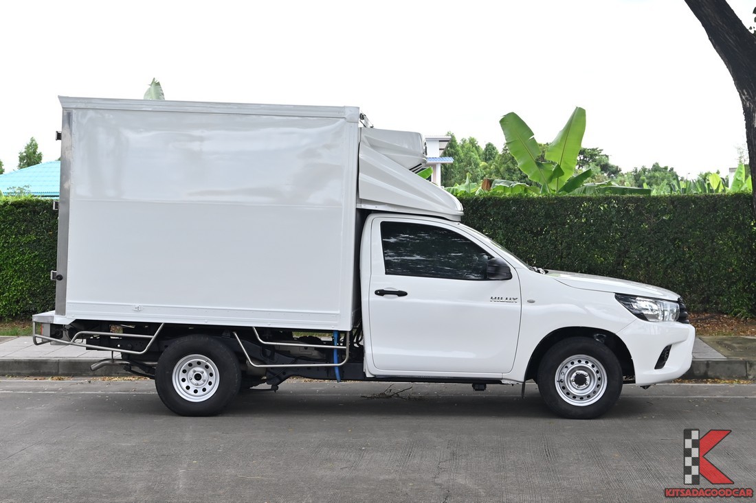 
								Toyota Revo MPC COOL 1910 full									