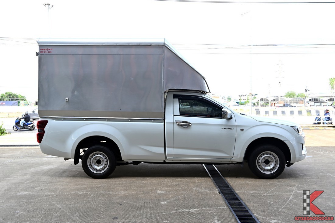 
								ISUZU D-Max Cargo 9981 full									