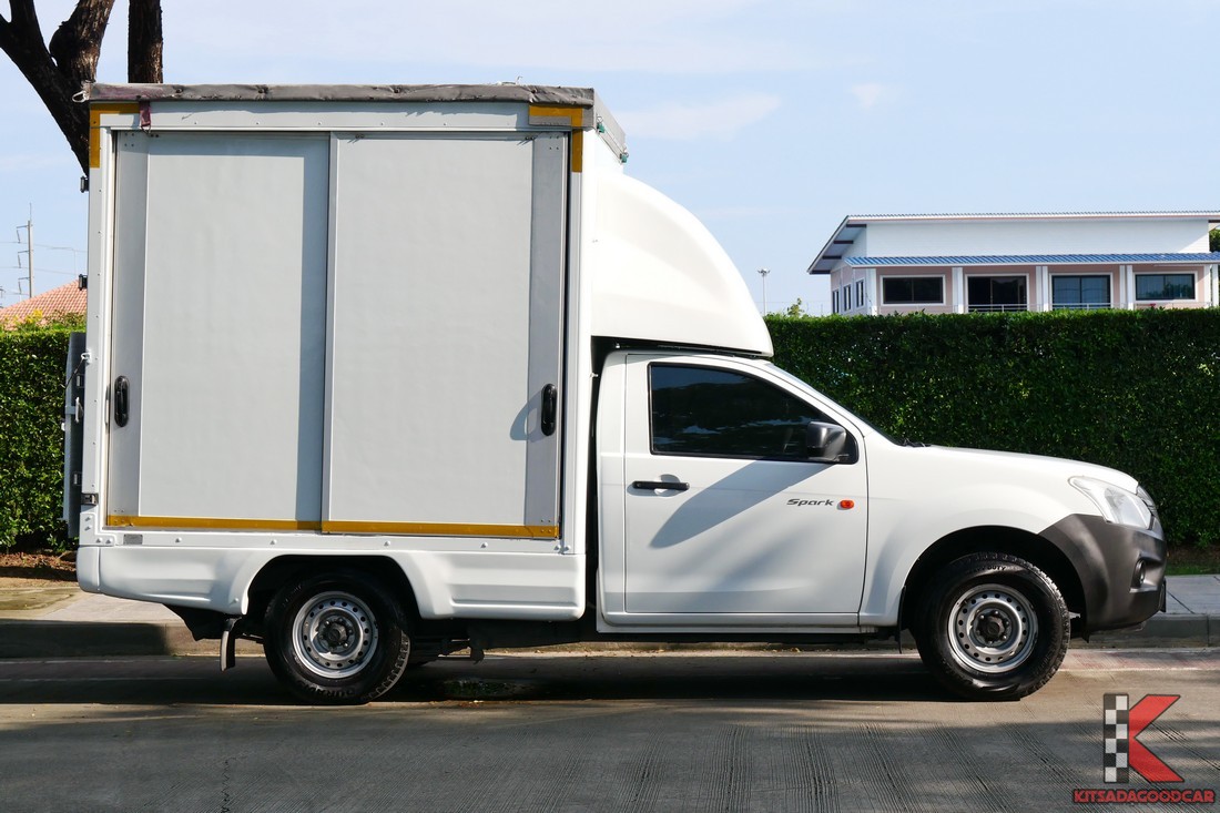 
								ISUZU D-Max Cargo 2752 full									