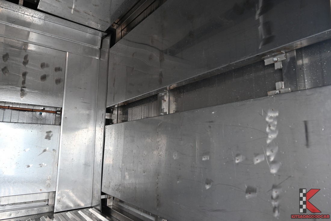 
								Toyota Revo COOL 2381 full									