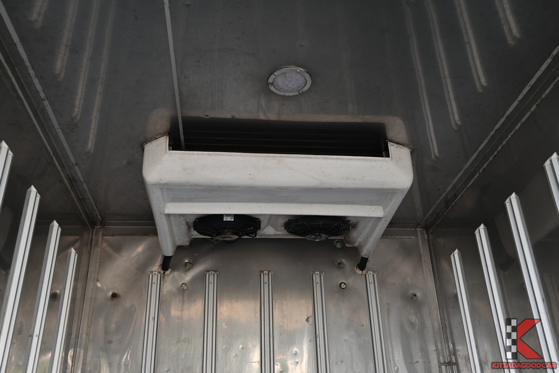 
								ISUZU D-Max MPC COOL 3867 full									