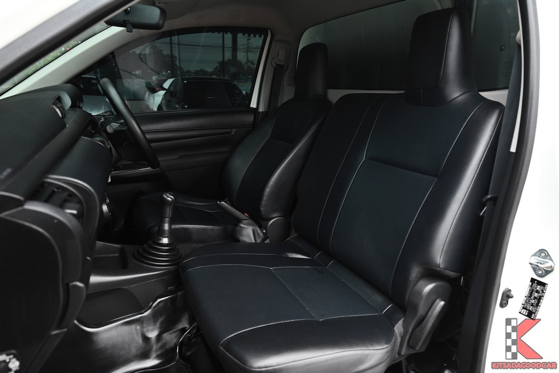 
								Toyota Revo GOOD TEMP 482 full									