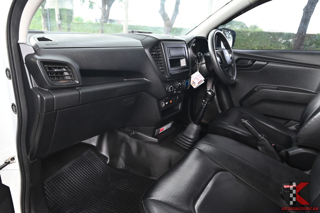 
								ISUZU D-Max CM COOL 8068 full									