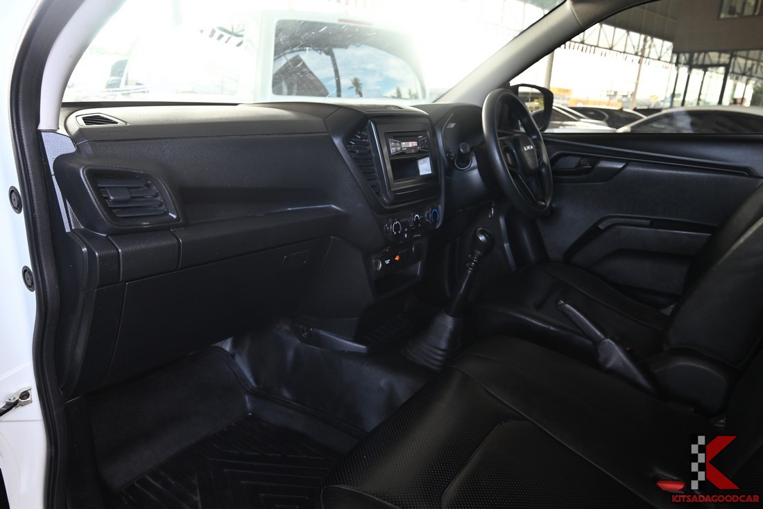 
								ISUZU D-Max Cargo 4380 full									