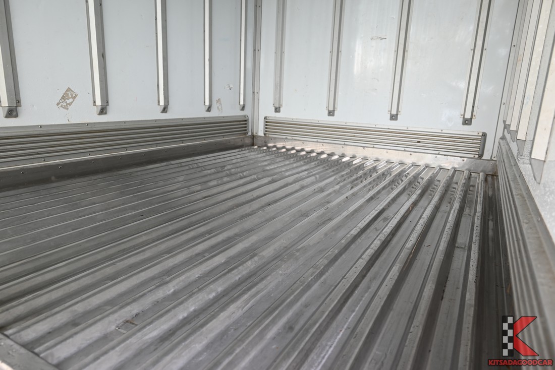 
								ISUZU D-Max COOL 97 full									