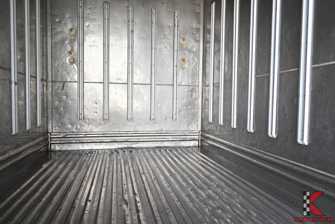 
								ISUZU D-Max MPC COOL 7580 full									