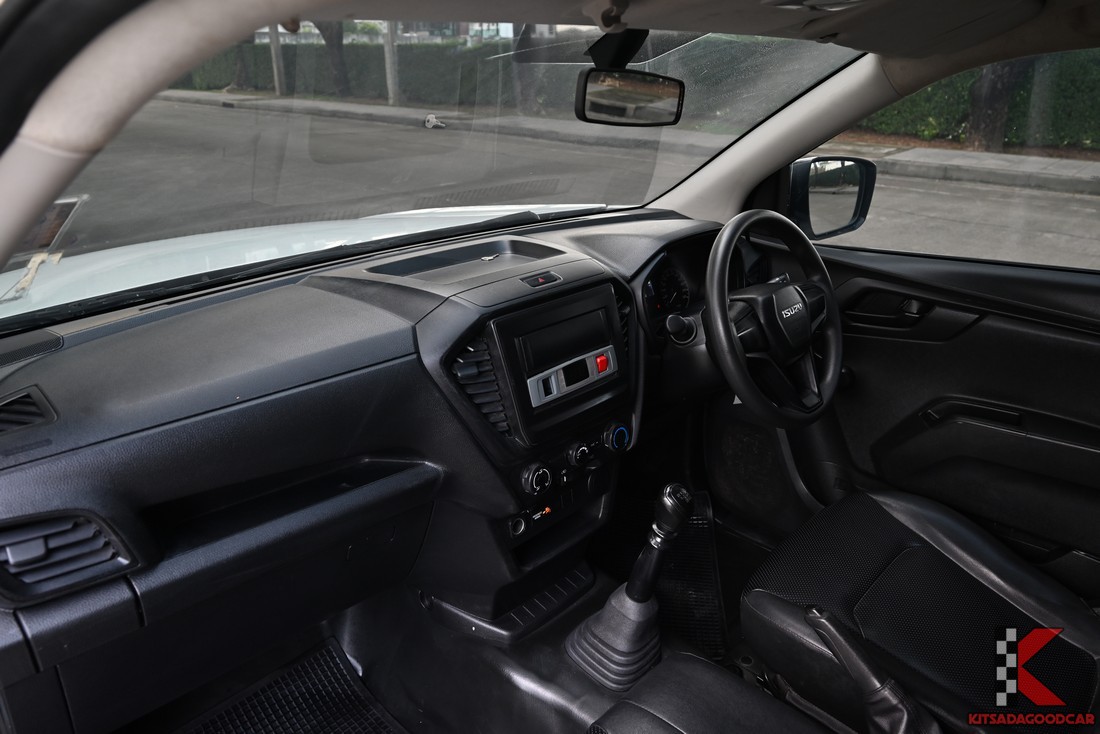 
								ISUZU D-Max COOL 7608 full									