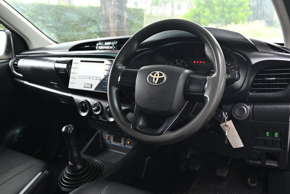 
								Toyota Revo MPC COOL 550 full									
