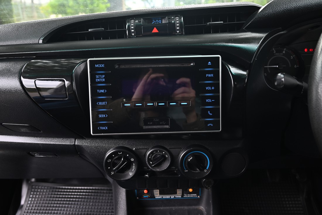 
								Toyota Revo MPC COOL 550 full									