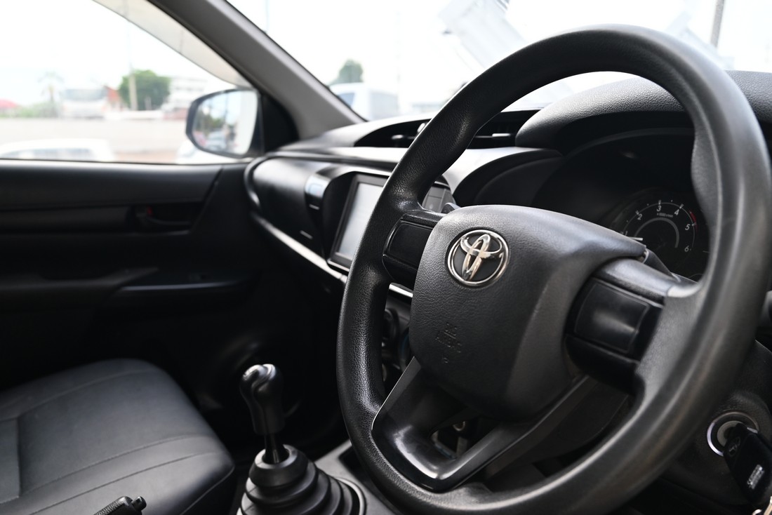 
								Toyota Revo MPC COOL 3375 full									