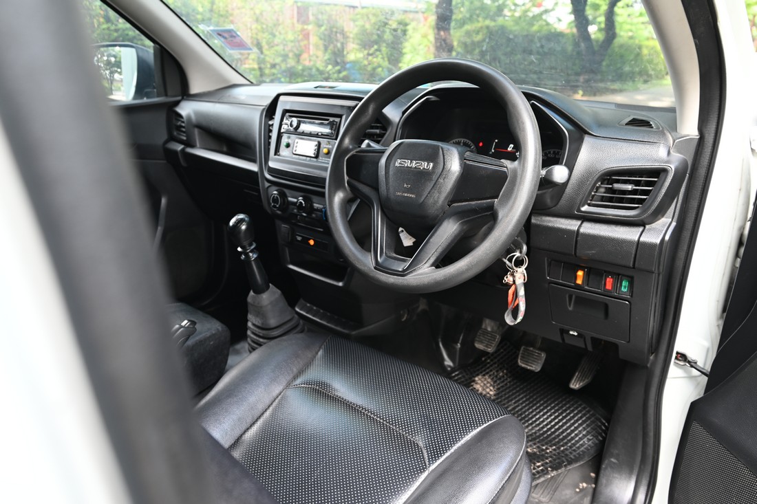 
								ISUZU D-Max MPC COOL 4877 full									
