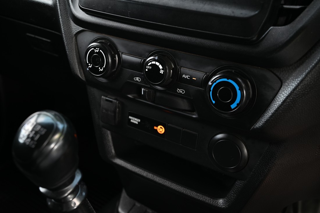 
								ISUZU D-Max MPC COOL 4877 full									