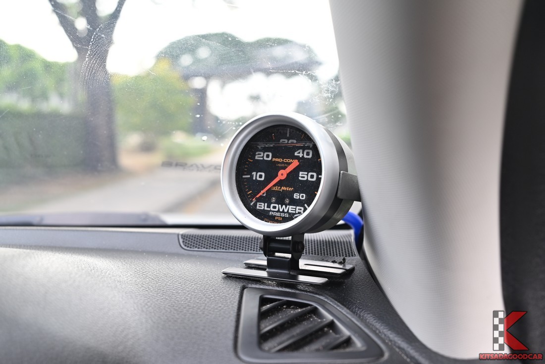 
								ISUZU D-Max Cargo 8836 full									