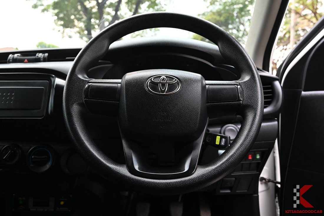 
								Toyota Revo MPC COOL 8985 full									