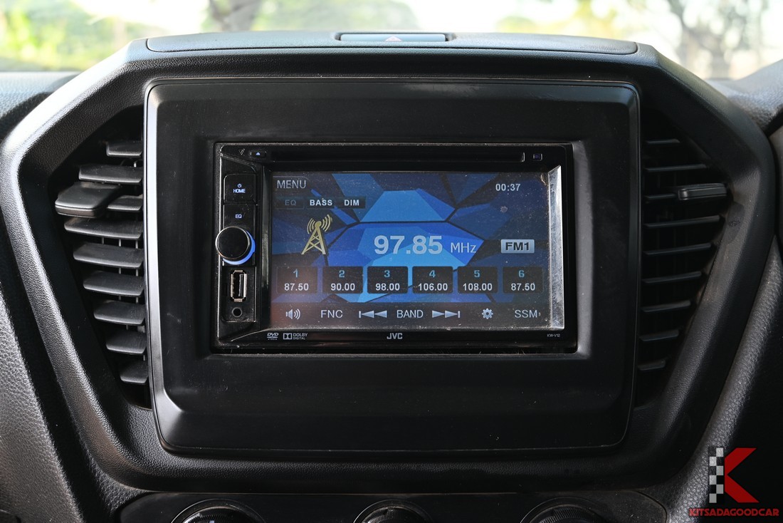 
								ISUZU D-Max CARGO 1334 full									