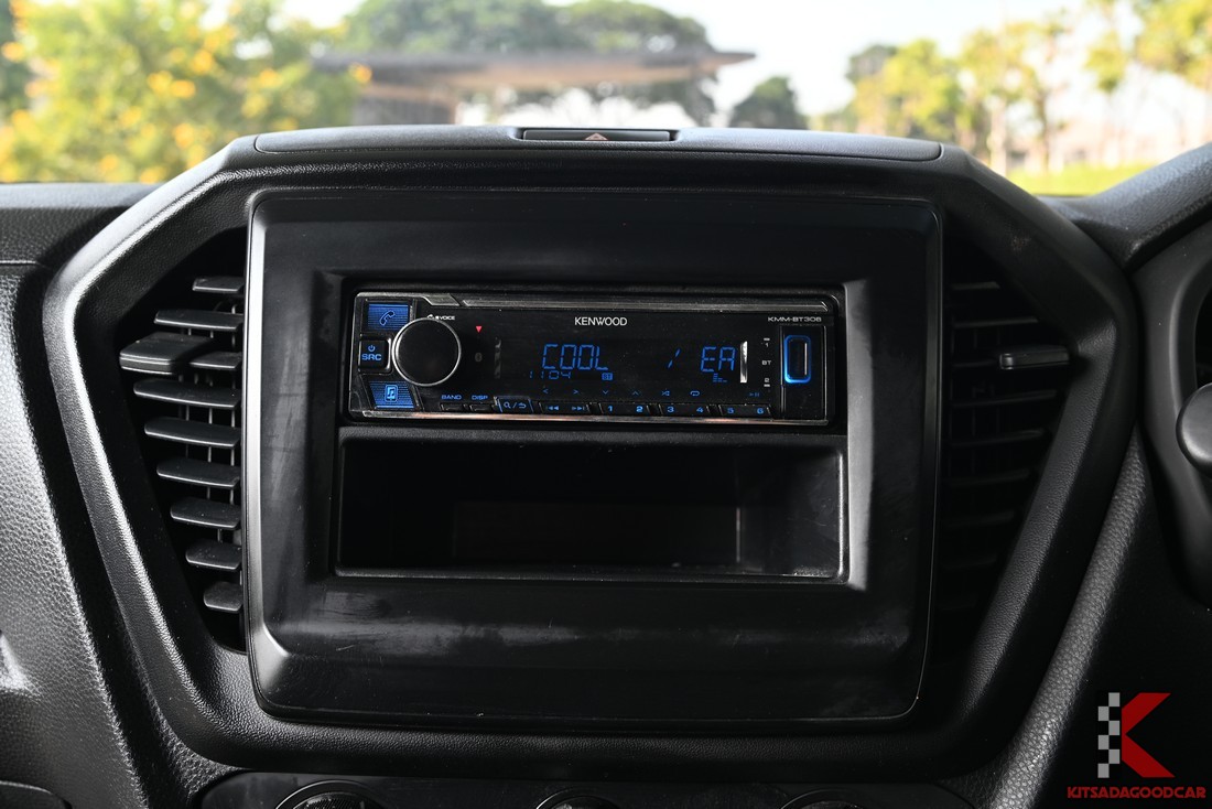 
								ISUZU D-Max COOL 3494 full									