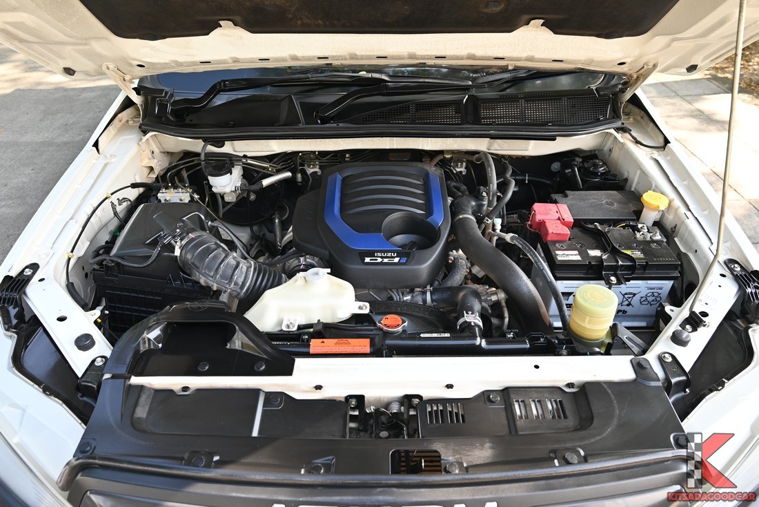 
								ISUZU D-Max CARGO 1334 full									