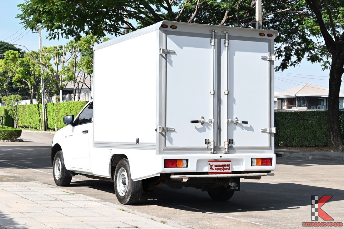 
								ISUZU D-Max CARGO 1334 full									