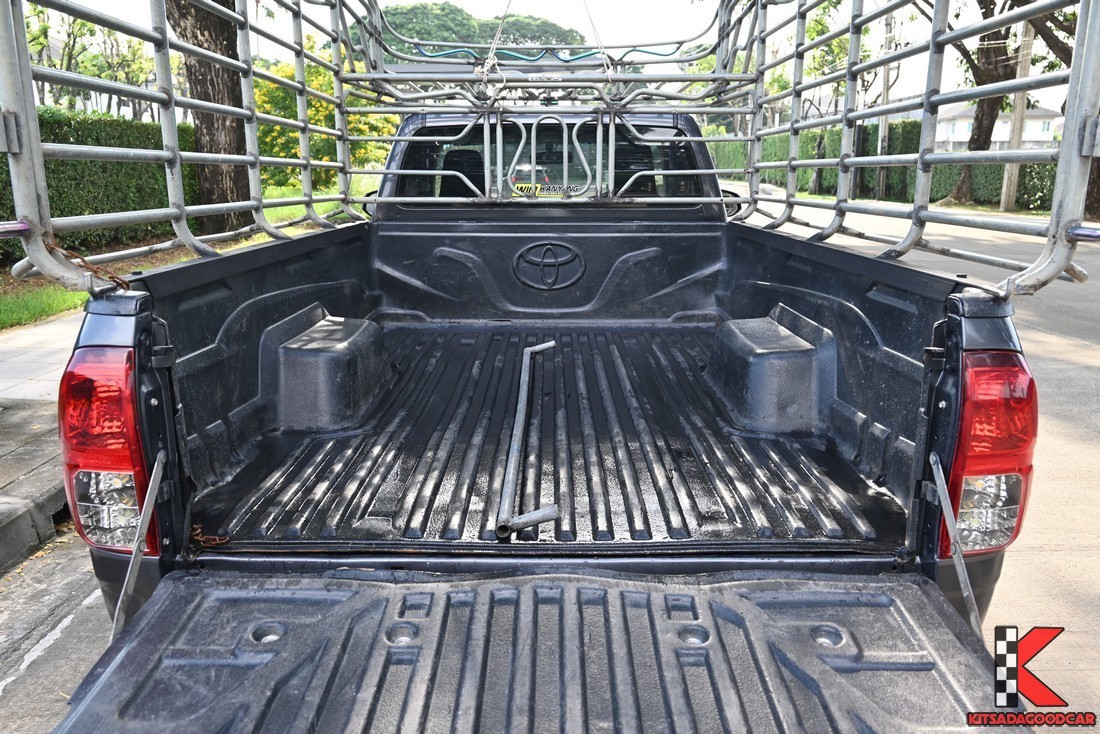 
								Toyota Revo COG 7596 full									