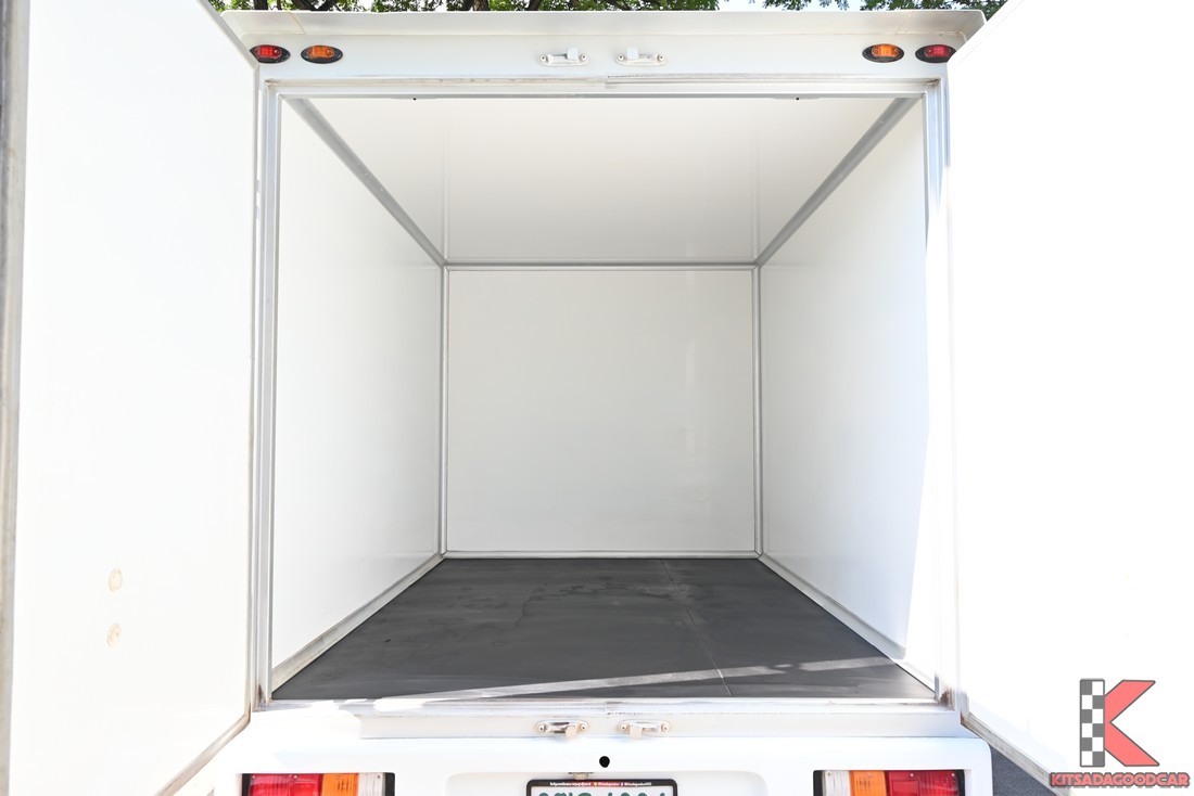 
								ISUZU D-Max CARGO 1334 full									